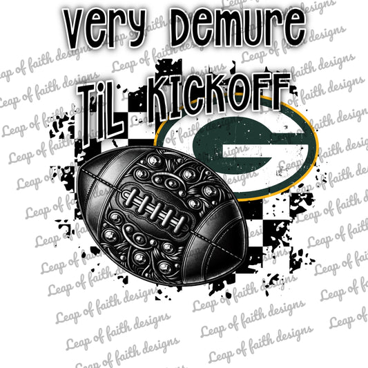 Very demure packers